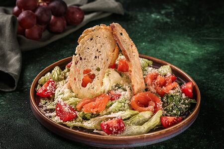 Цезарь с лососем 