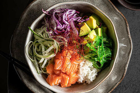 Поке с лососем