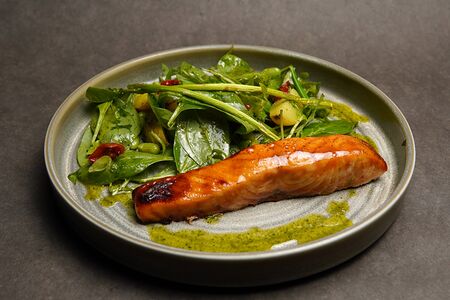 Лосось терияки с тёплым салатом