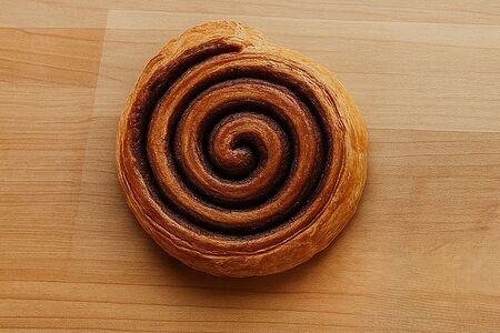 Булочка с корицей