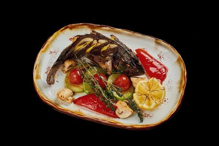 Дорадо запеченная