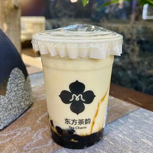 Жасминовый молочный чай с тапиокой 