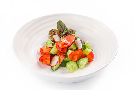 Овощной салатик с оливковым маслом