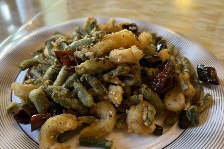 Кальмар со стручковой фасолью 