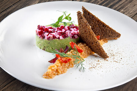 Авокадо-кейк