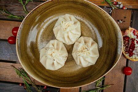 Хинкали с бараниной и говядиной