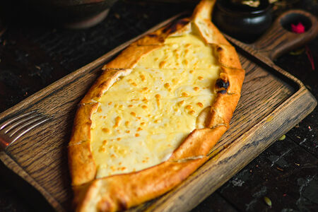 Пиде с сыром