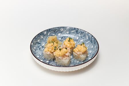 С манго и креветкой