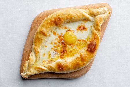 Хачапури аджарули