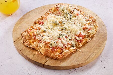 Сырная пицца