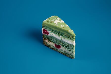 Торт фисташка-малина