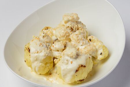 Цветная капуста с соусом горгонзола