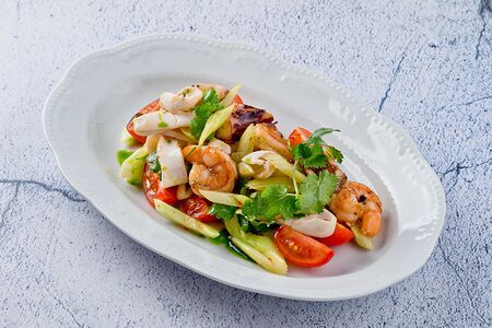 Лигурийский салат с морепродуктами