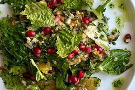 Киноа, сельдерей, апельсин, миндаль