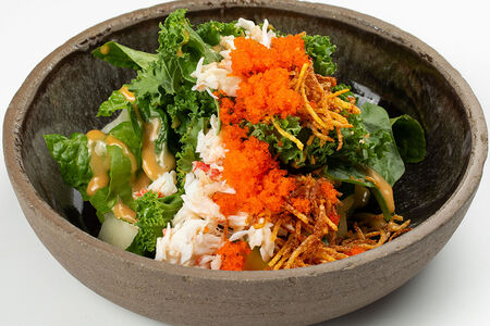 Салат Краб, авокадо и дыня