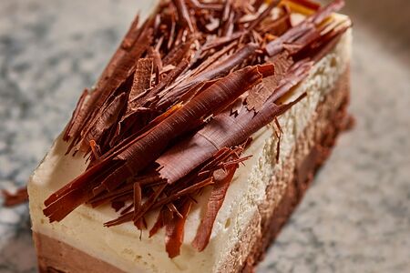 Три шоколада