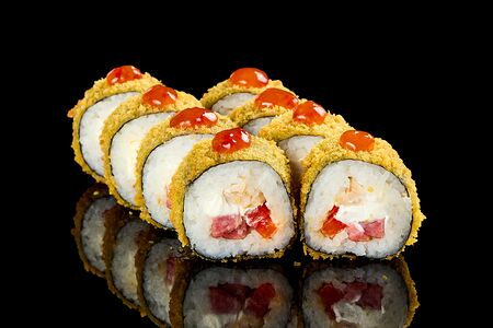 Теплый с колбасками и курицей