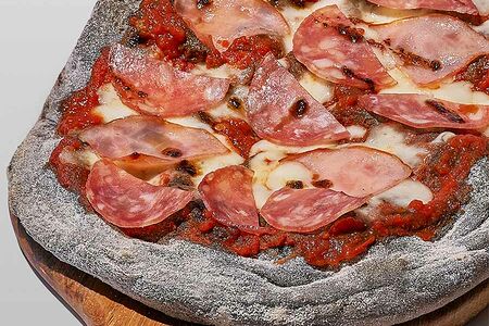 Пицца Сальчичон трюфельный