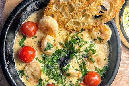 Тигровые креветки  в сливочном соусе