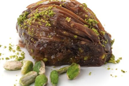 Мидии Дубайские шоколадные с фисташками