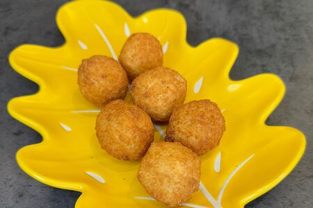 Сырные шарики