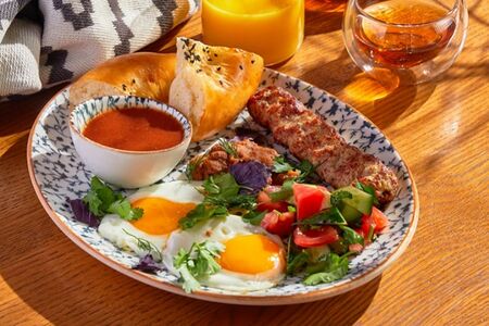 Большой грузинский завтрак