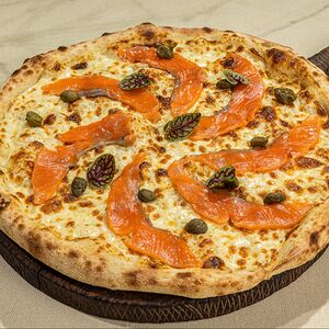 Пицца Сальмоне кон каппери