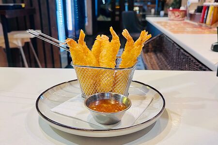 Креветки темпура с соусом терияки