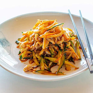 Кальмар с огурцом