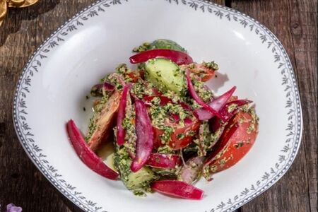 Кахетинский с ореховым соусом 