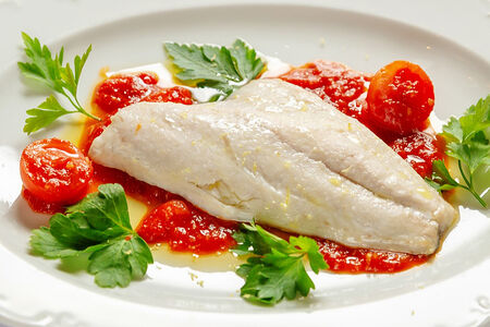 Дорада, запеченная по-сицилийски