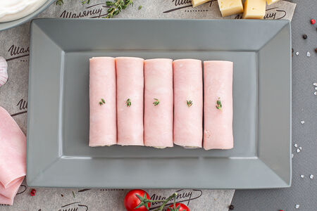 Рулетики из ветчины с сыром