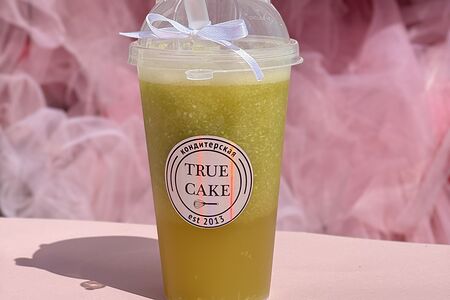 Смузи яблоко-сельдерей 