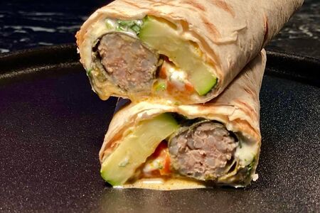 Армянская шаурма с долмой