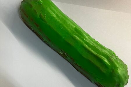 Эклер Фисташковый