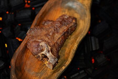 Телячий антрекот в тандыре 