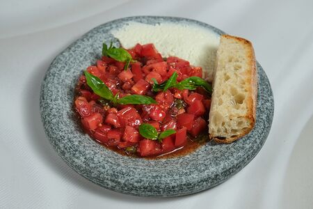 Тартар из сладких томатов