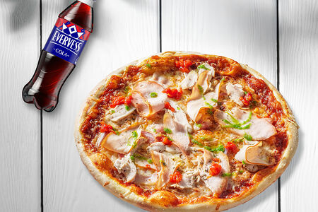 Пицца Барбекю и Evervess Кола