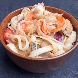 Вок Удон в соусе Том ям