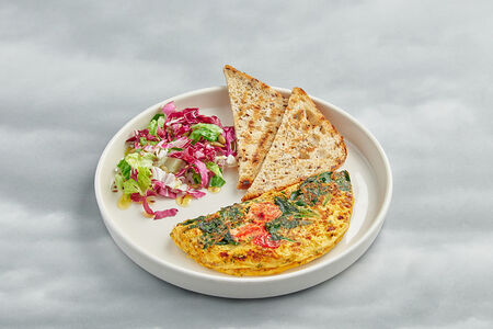 Омлет с черри и шпинатом