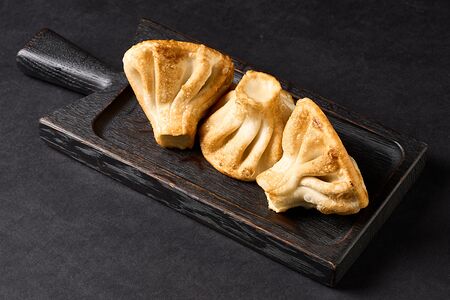 Хинкали жареные из свинины и говядины