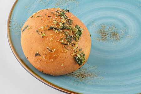 Пампушка с чесноком