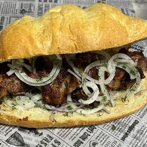 Шашлык в батоне 