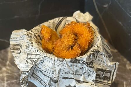 Креветки темпура и свит чили соус