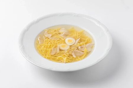 Куриный суп с домашней лапшой