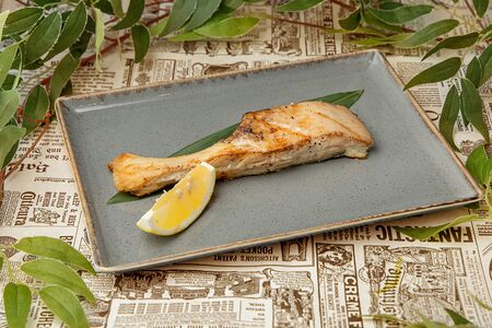 Стейк из черноморской камбалы