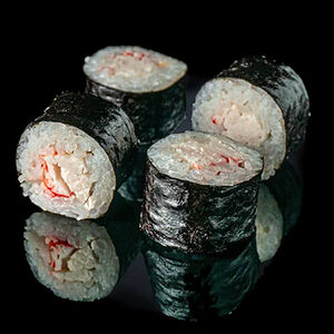 Ролл со снежным крабом