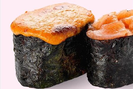 Лосось гункан запечённый