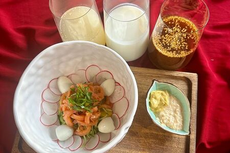 Окрошка с лососем