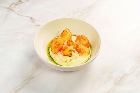 Картофельное пюре с чипсами